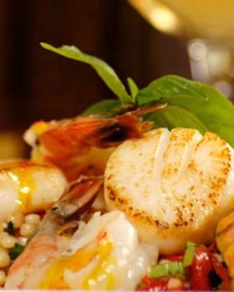 Zees Wine Bar & Grill