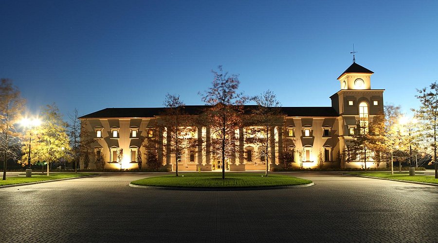 Two Sisters Vineyards