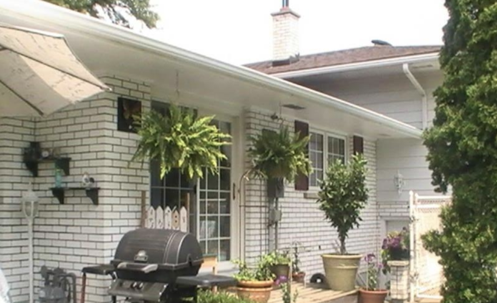 THE IRISH HOUSE BED & BREAKFAST